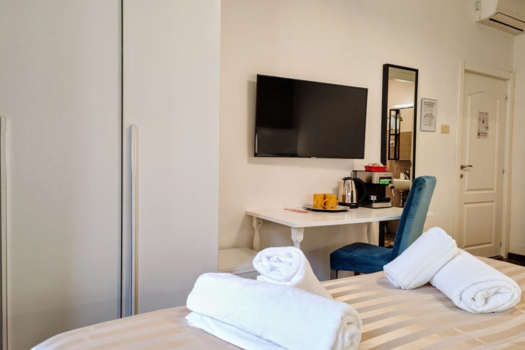 Room 1